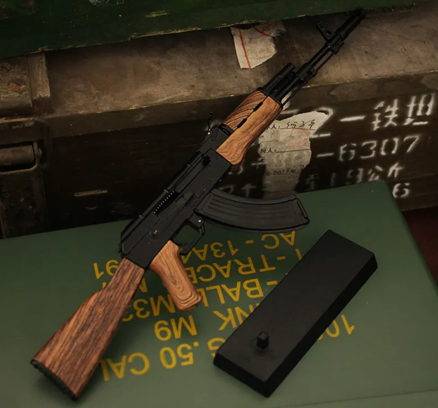 AK47 Luxurymodell med rörliga delar