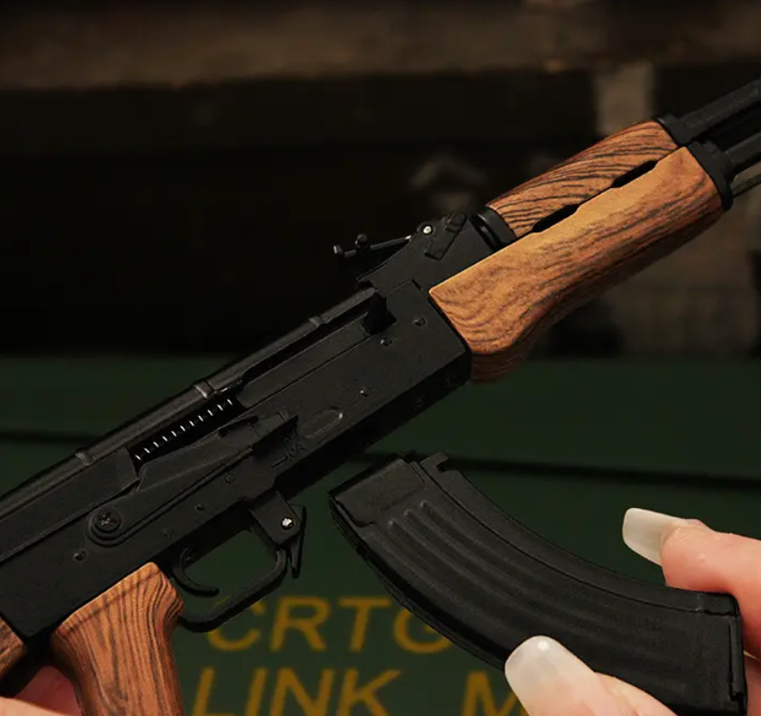 AK47 Luxurymodell med rörliga delar